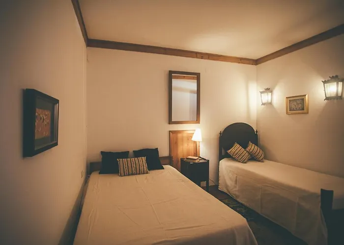 Bayview House Apartment *